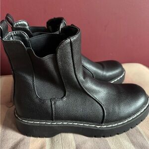 Women’s black combat/chelsea boots